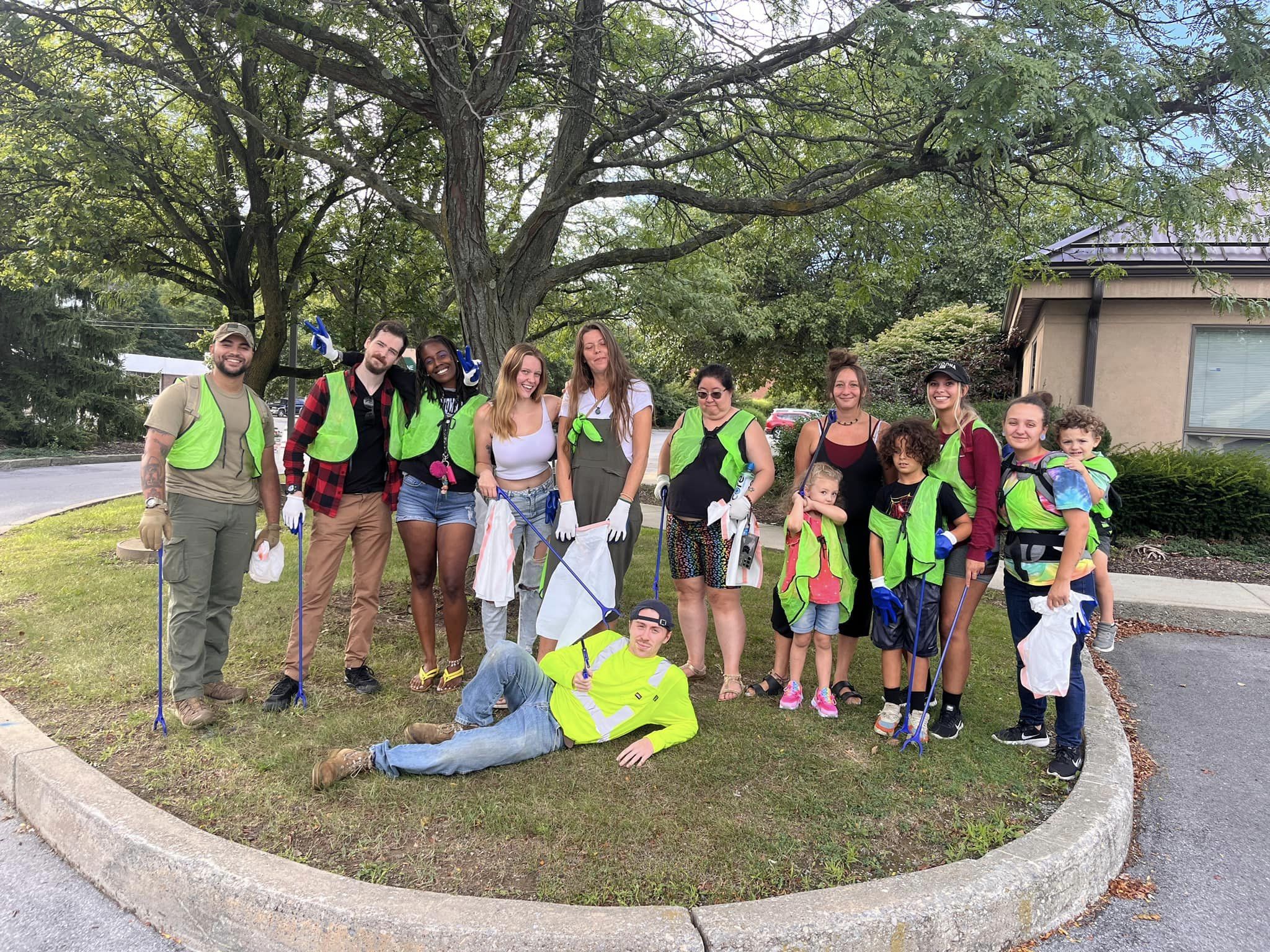 Redd Up Altoona cleanup photo